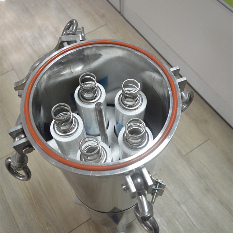 精密過濾器微生物污染堵塞原因？